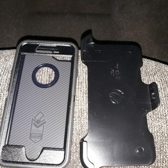 Otterbox - Picture 1 of 4